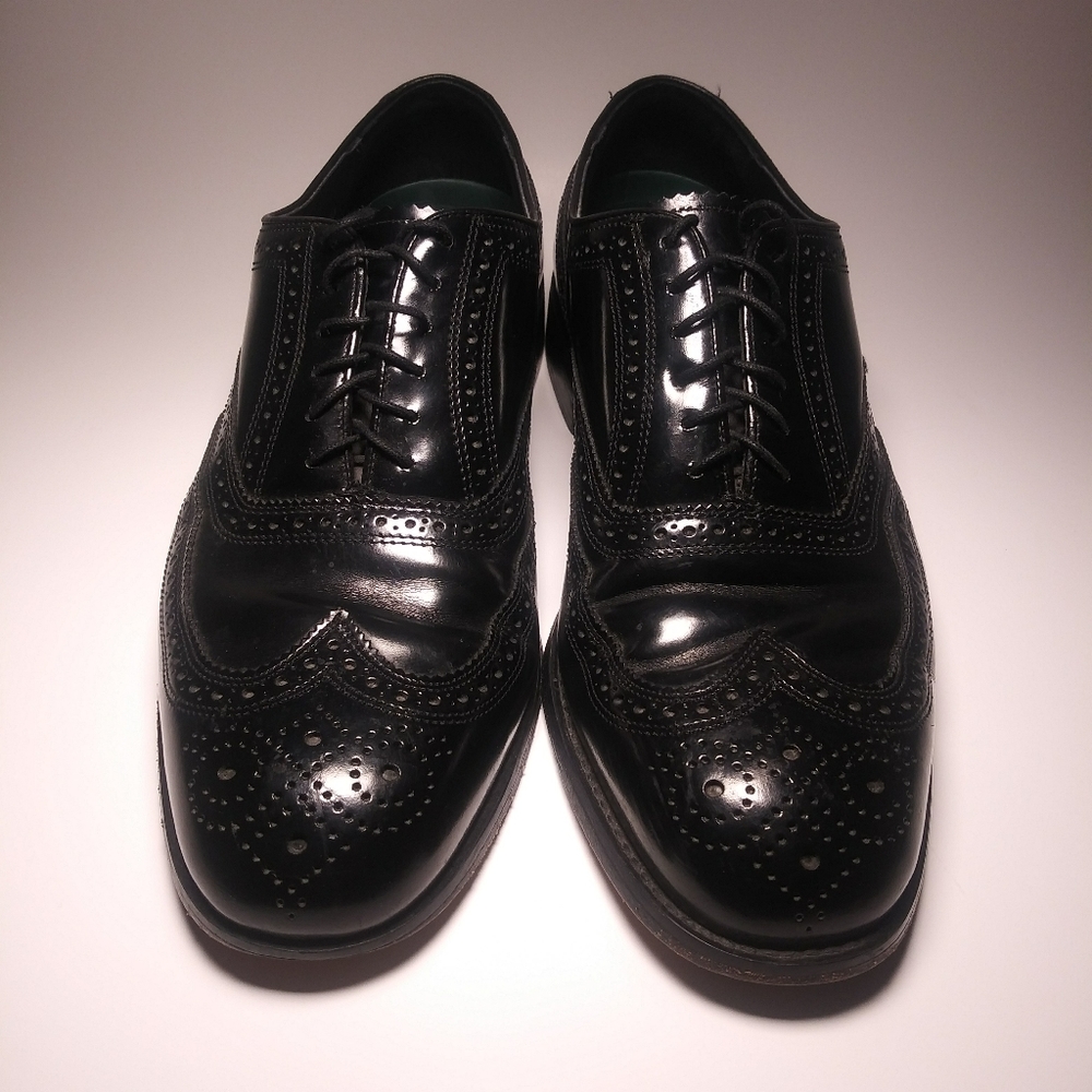 Florsheim Black Leather Wingtip Dress Shoes size 9